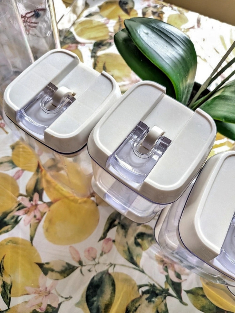 Clear Food Storage Container Set - Picture 5 of 6